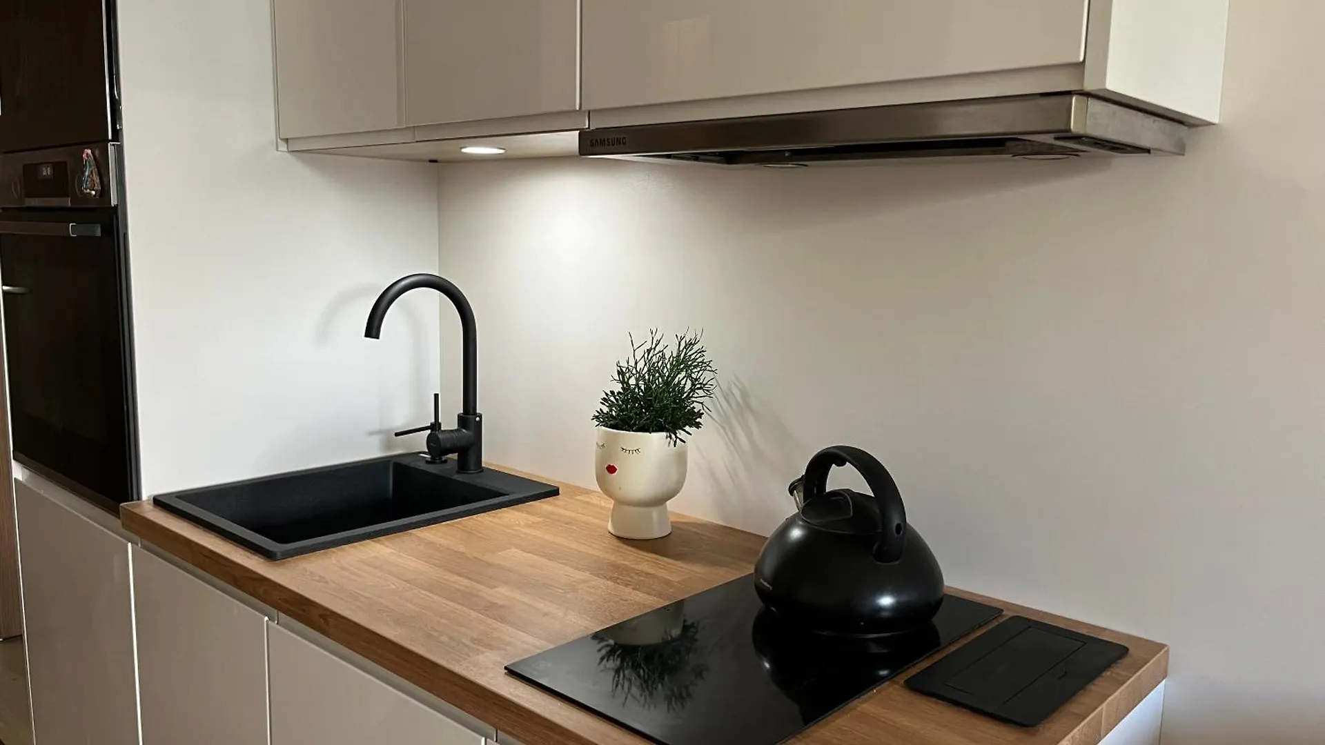 Apartament Futura Z Ogrodkiem - Parking - Niania Apartment Gdansk